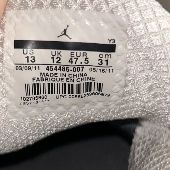 Nike Air Jordan Mens US Size 13 Q FLIGHT Rabbit Grey White Sneaker Shoes - Picture 11 of 12